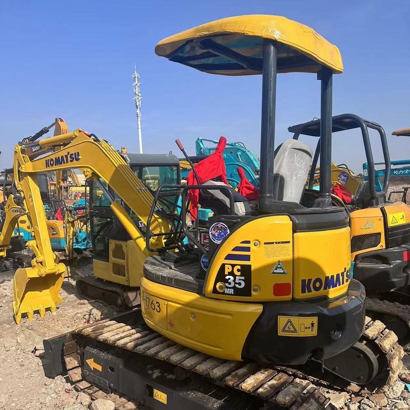 中古のコマツー掘削機 PC35 中古 3.5トン小型型ミニクローラー掘削機