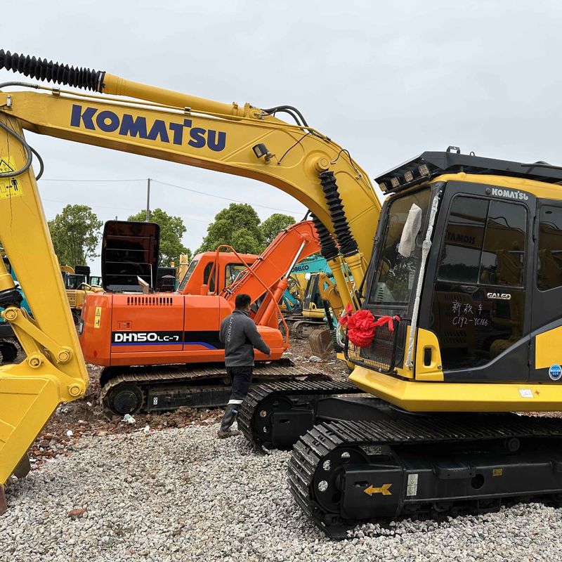 センドハンド コマツー 掘削機 PC130 中古 13トン 小型 クローラー 掘削機