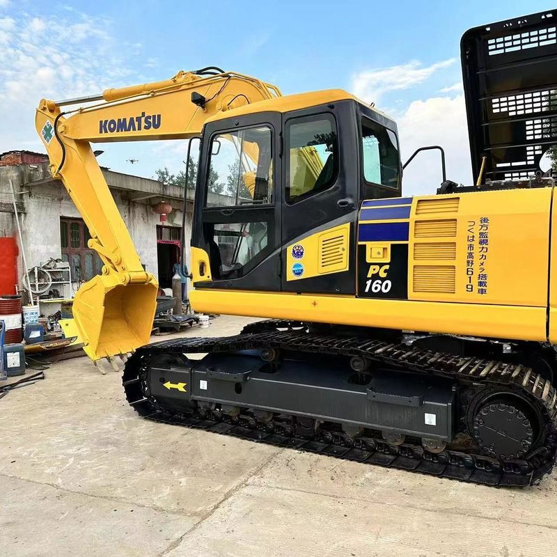 中古のコマツー掘削機 PC160 中古 16トン 小型クローラー掘削機