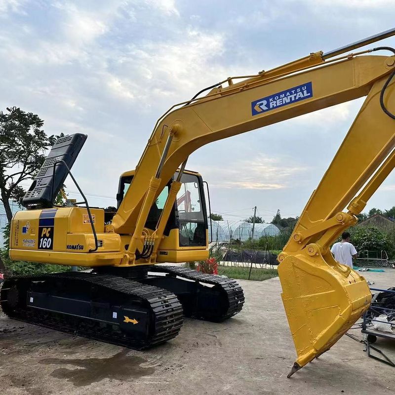 中古のコマツー掘削機 PC160 中古 16トン 小型クローラー掘削機