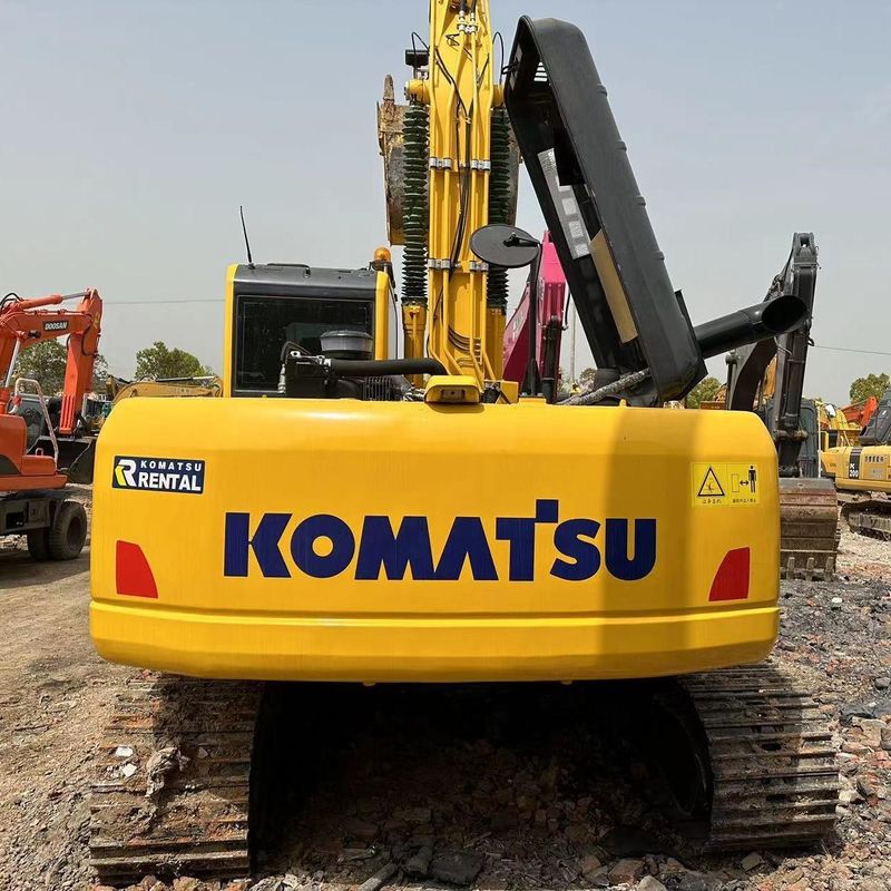 中古のコマツー・デグガー PC240LC 中型用 24トンのクローラー掘削機