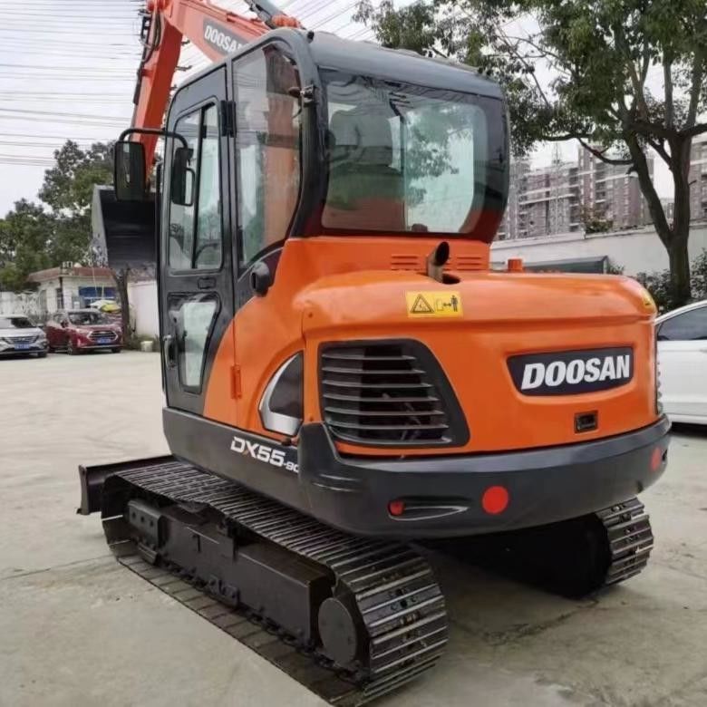 中古 ドーサン・ディガーDX55 中古 5.5トン小型型ミニクローラー掘削機