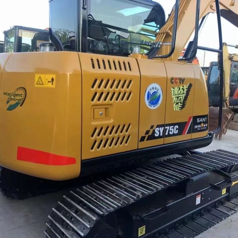 中古のSANY Digger SY75 中古 7.5トンの小型型ミニクローラー掘削機