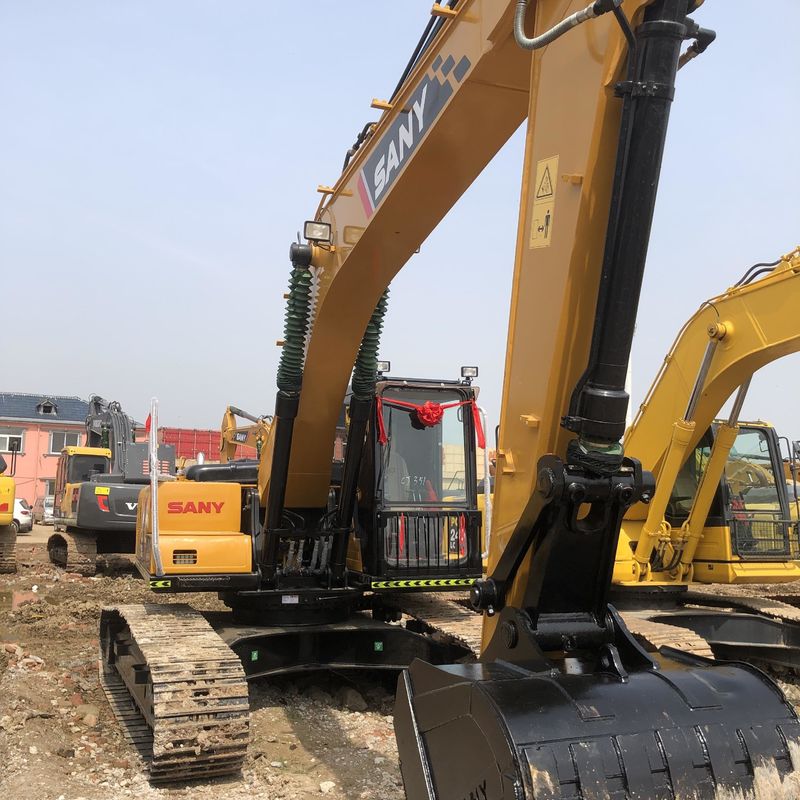 中型クローラー掘削機で使った SANY Digger SY215C 中古 21.5