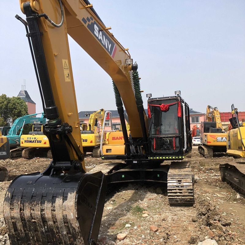 中型クローラー掘削機で使った SANY Digger SY215C 中古 21.5