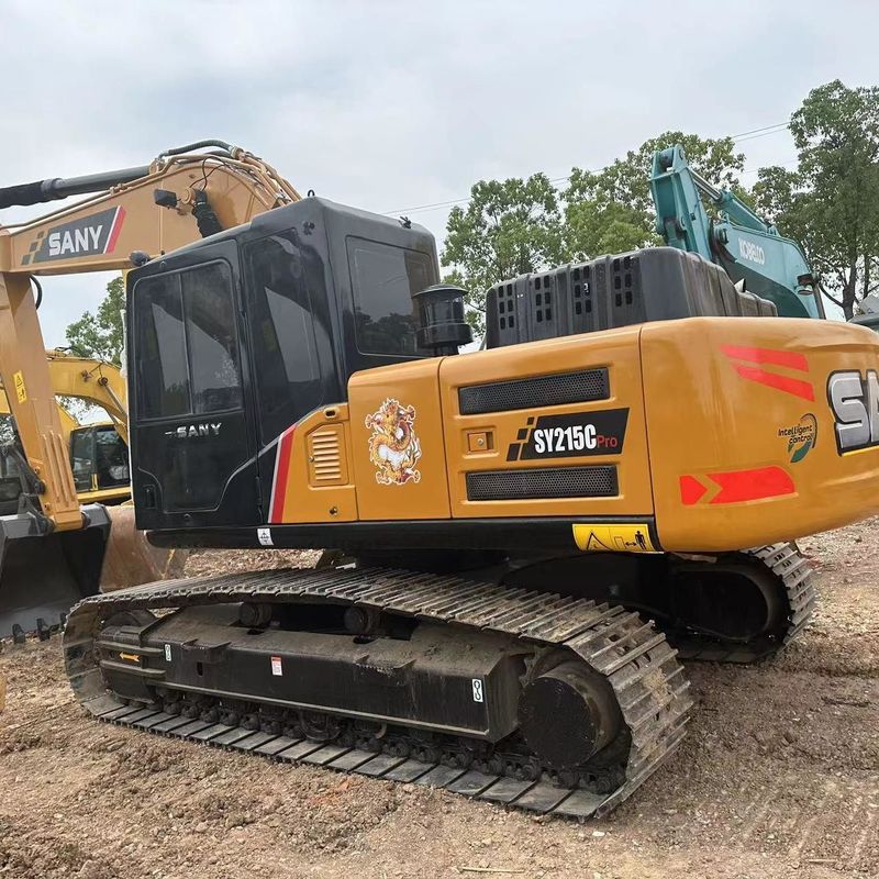 中古のSANY Digger SY215C 中型クローラー掘削機で使用された21.5