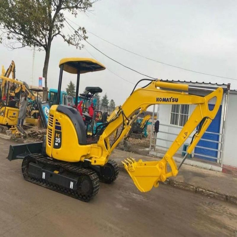 中古のコマツー掘削機 PC35 中古 3.5トン小型型ミニクローラー掘削機