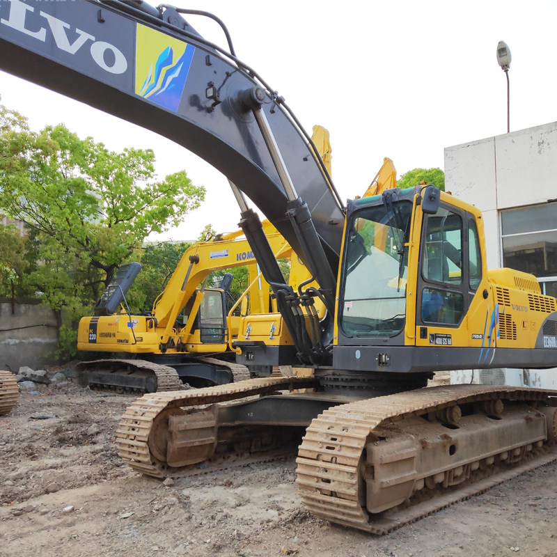 VOL EC360BLC は 1.35m3 バケットが付いている油圧ショベル油圧 36 トン 198kw を使用しました