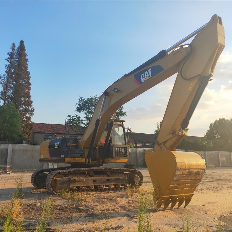 25 トンは掘削機 CAT 325D クローラー掘削機 140kw 1.4m3 バケツ容量を使用しました