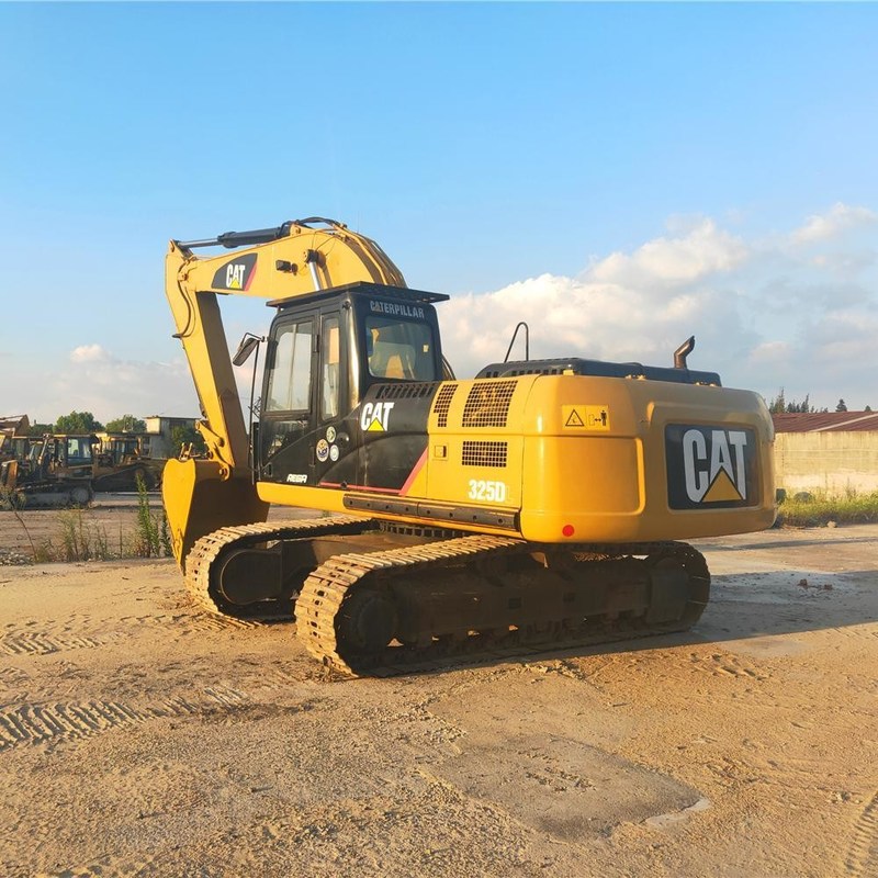 25 トンは掘削機 CAT 325D クローラー掘削機 140kw 1.4m3 バケツ容量を使用しました