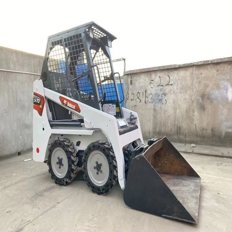 ボブS70 中古 スキッドステア重装備荷装機 ミニS70 10.1km/h 17.5KW