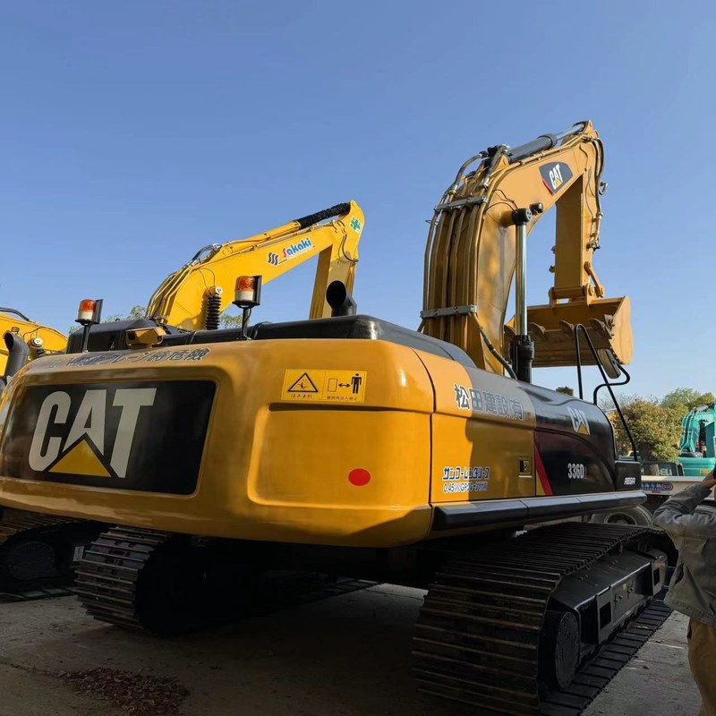 36 トンは CAT 336 掘削機の中古品のクローラー 232kw 2.1m3 バケツ容量を使用しました