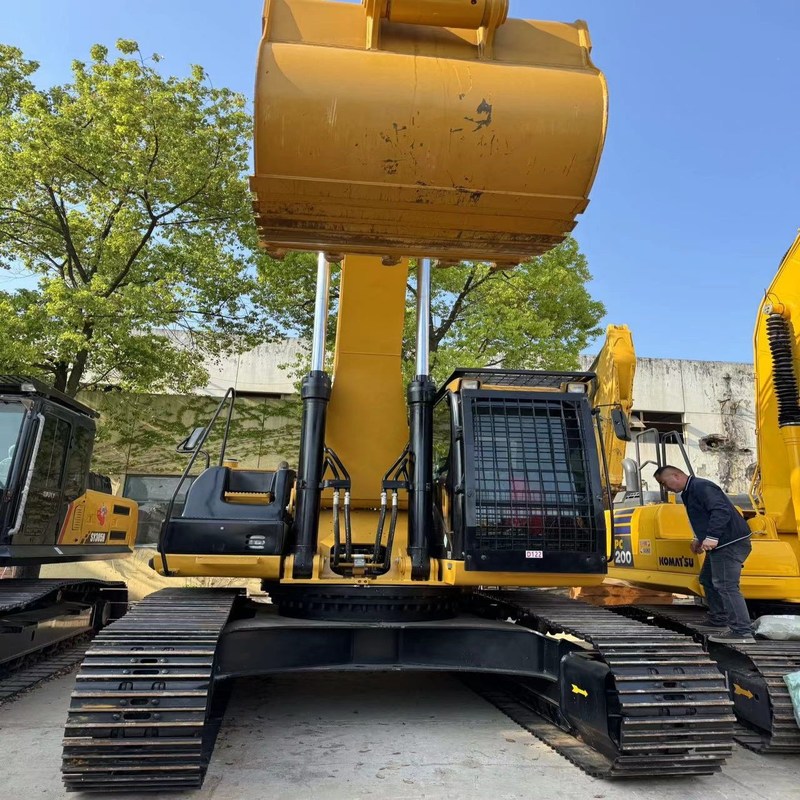 36 トンは CAT 336 掘削機の中古品のクローラー 232kw 2.1m3 バケツ容量を使用しました