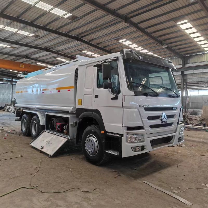 ホウ 371 中古燃料タンカー トラック 燃料配送 シノトーク 375 6x4 22m3 2000L 8x4