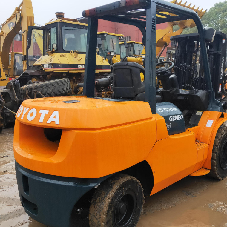 中古 FD50 トヨタ ディーゼルフォークリフト ディーラー 5 トン 最大持ち上げ高度 4.5m