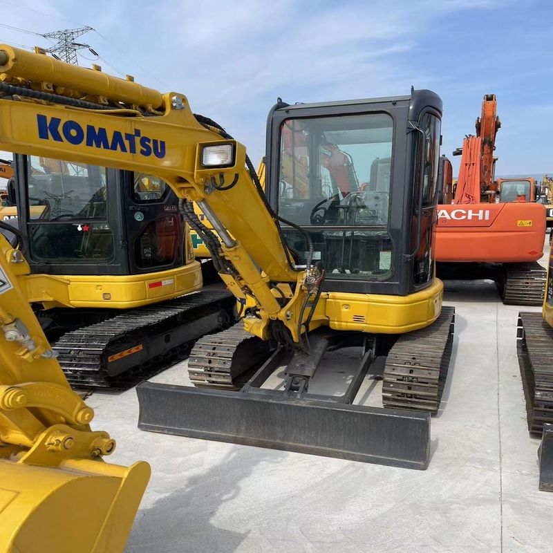 中古のコマツー掘削機 PC30MR 中古3トン小型型ミニクローラー掘削機