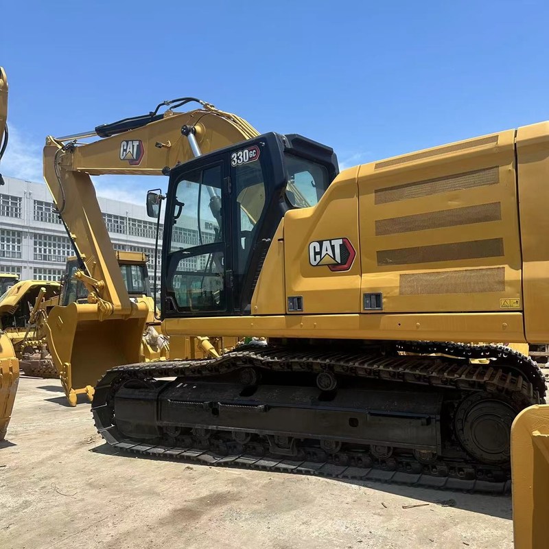 中古 掘削機 CAT 330GC 30 トン クローラー 掘削機 151kw 1.6m3 バケツ