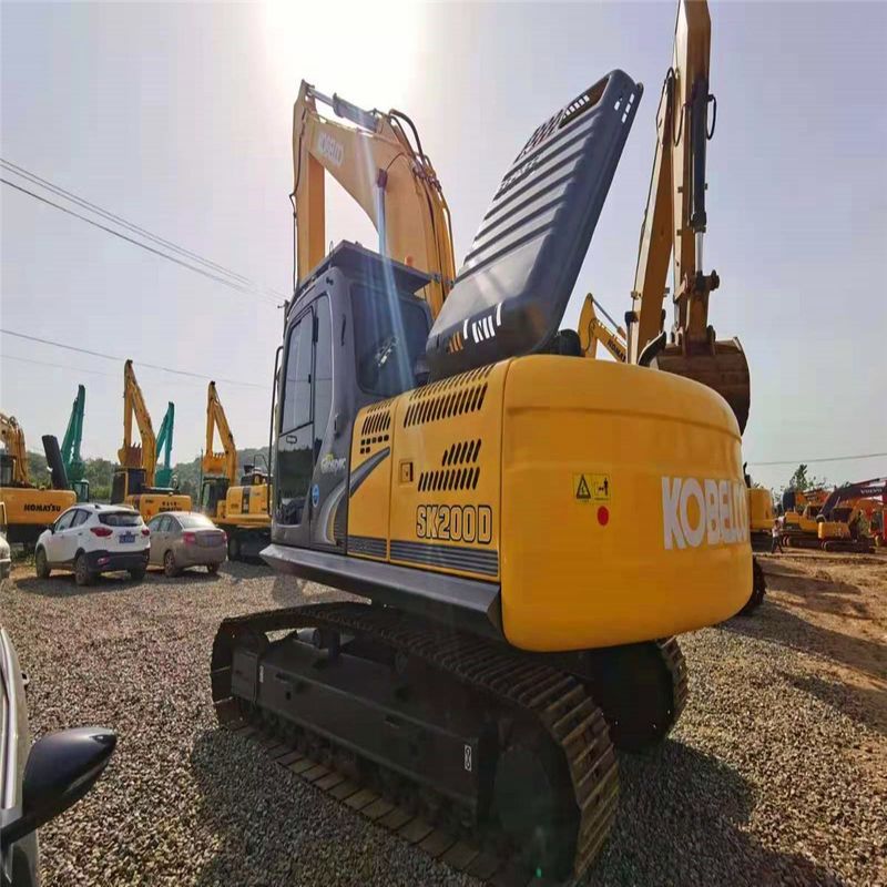 中古 コベルコ・ディガー SK200-8 中古 20トンの大型クローラー掘削機