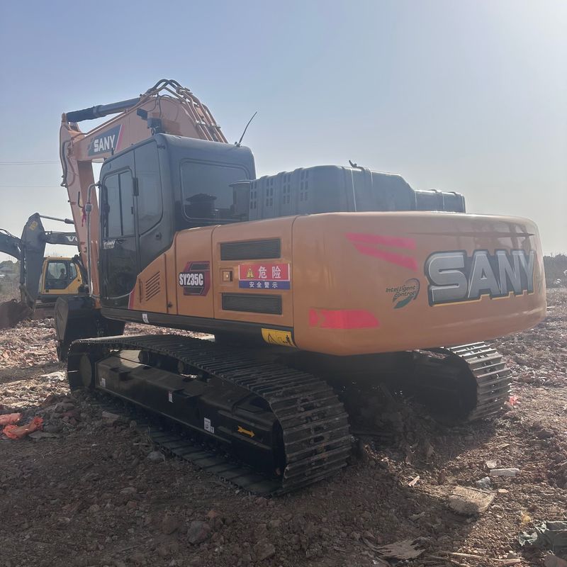 中型クローラー掘削機で使った SANY Digger SY235C 中古 23.5