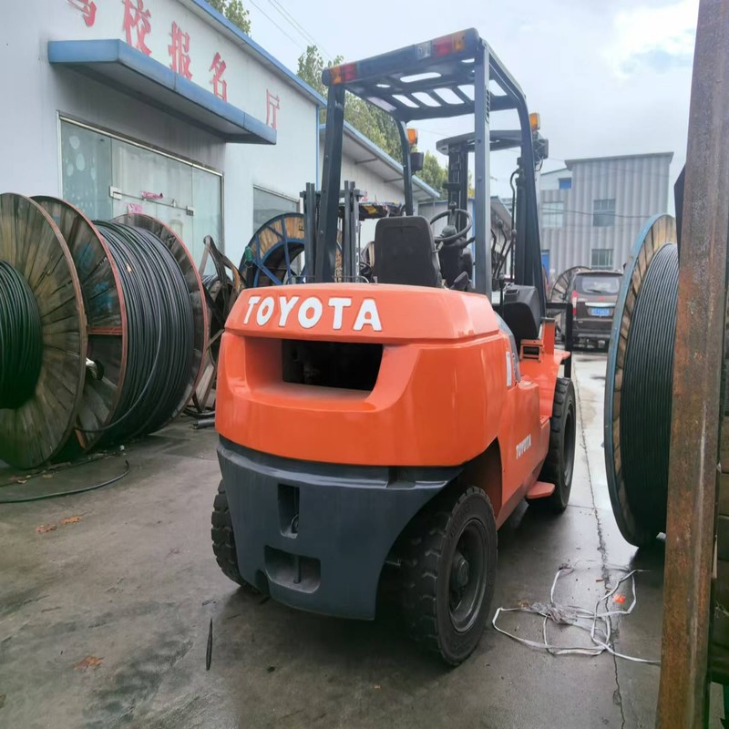 中古 FD50 トヨタ ディーゼルフォークリフト ディーラー 5 トン 最大持ち上げ高度 4.5m