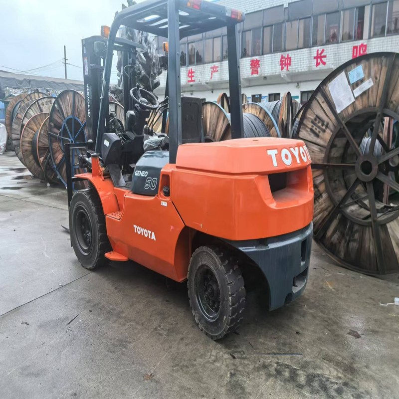 中古 FD50 トヨタ ディーゼルフォークリフト ディーラー 5 トン 最大持ち上げ高度 4.5m