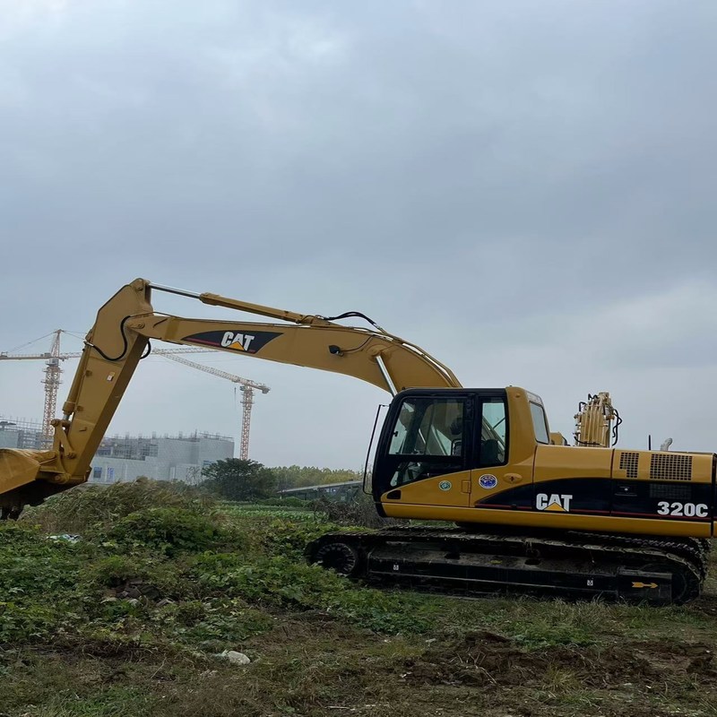 中古 掘削機 CAT 320C 中古 20トン クローラー 掘削機 110kw 0.8m3 バケツ