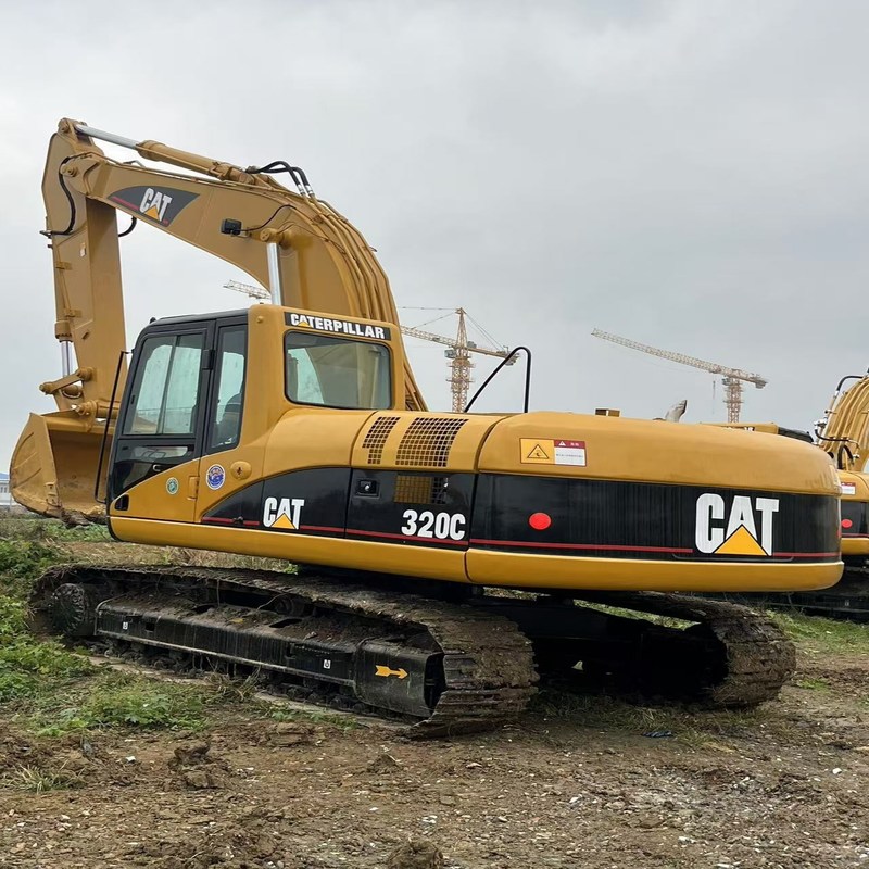 中古 掘削機 CAT 320C 中古 20トン クローラー 掘削機 110kw 0.8m3 バケツ
