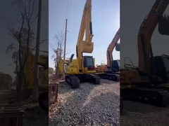 中古のコマツー・ディガー PC200-8 中型20トンの古着のクローラー・エグババター